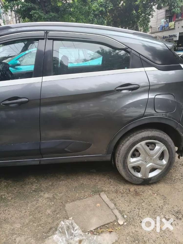 Tata Nexon Diesel Sunroof 2022