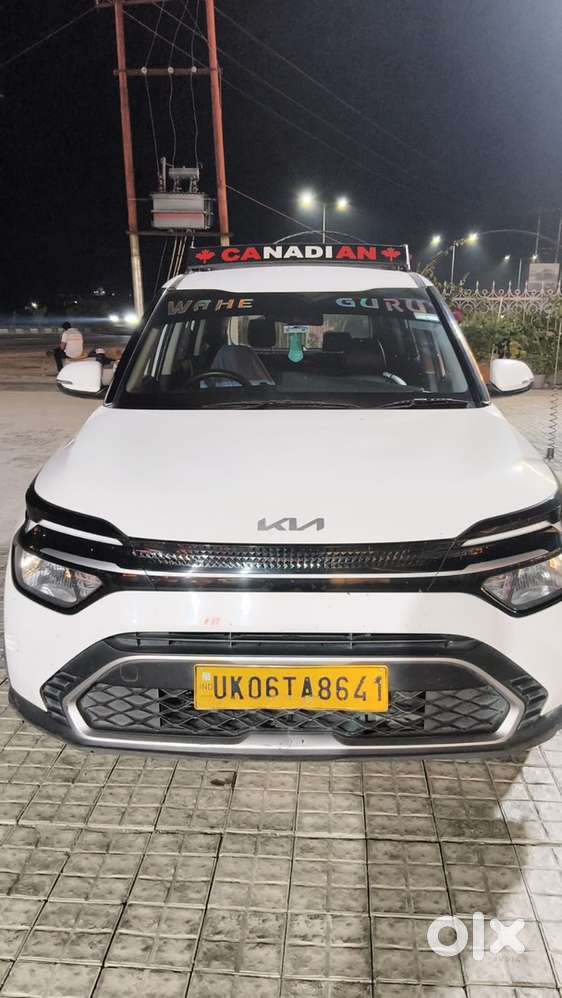 Kia Carens Prestige 2025