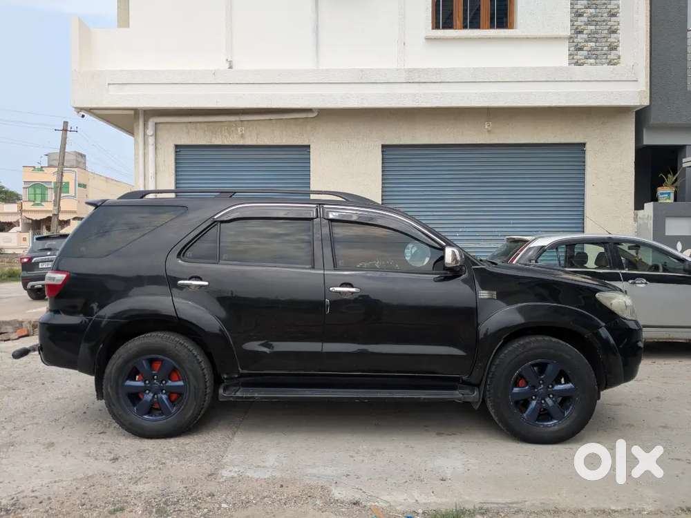 Toyota Fortuner 2011 Diesel Well Maintained