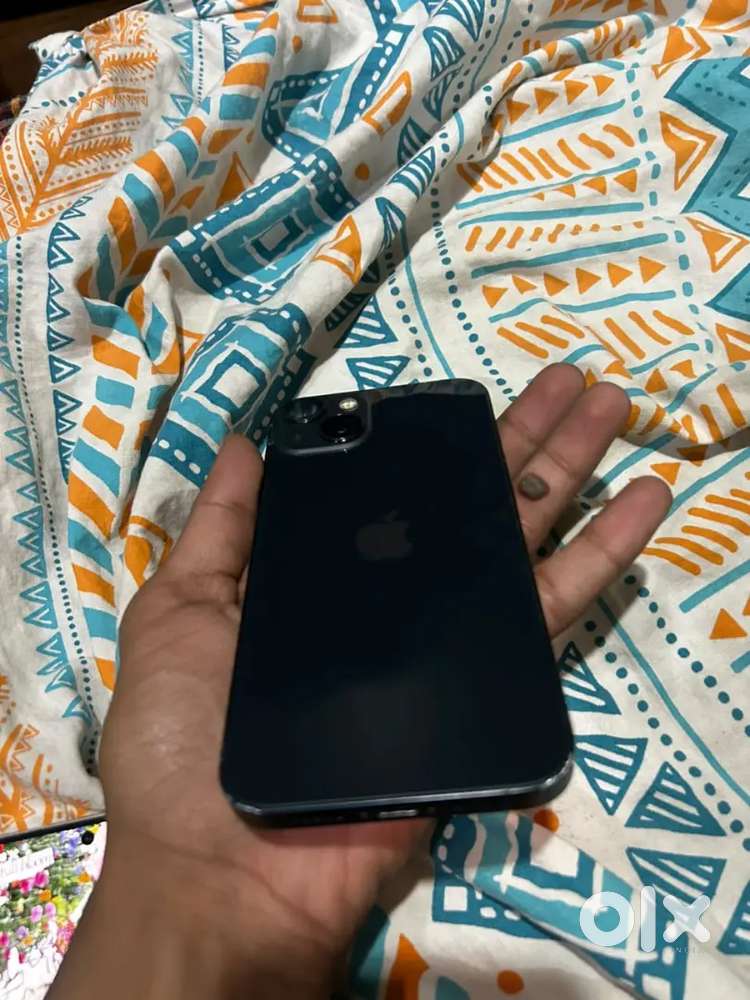 Iphone 13  Goood conditiom