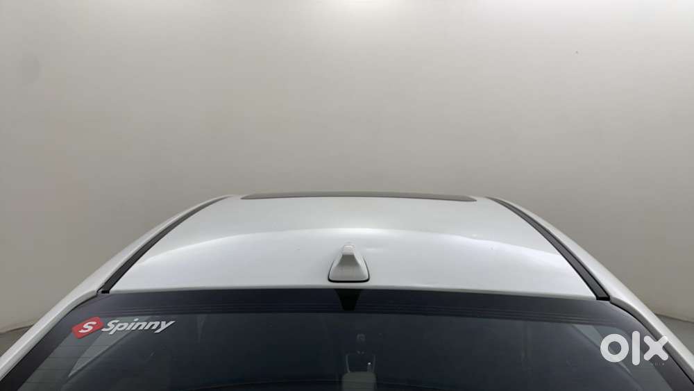 Hyundai Verna 1.5 Mpi Mt Sx (o), 2022, Petrol