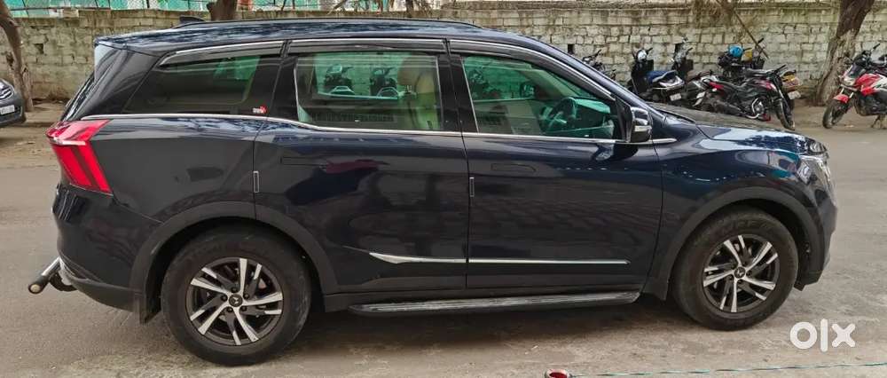 Mahindra Xuv700 Petrol 2022