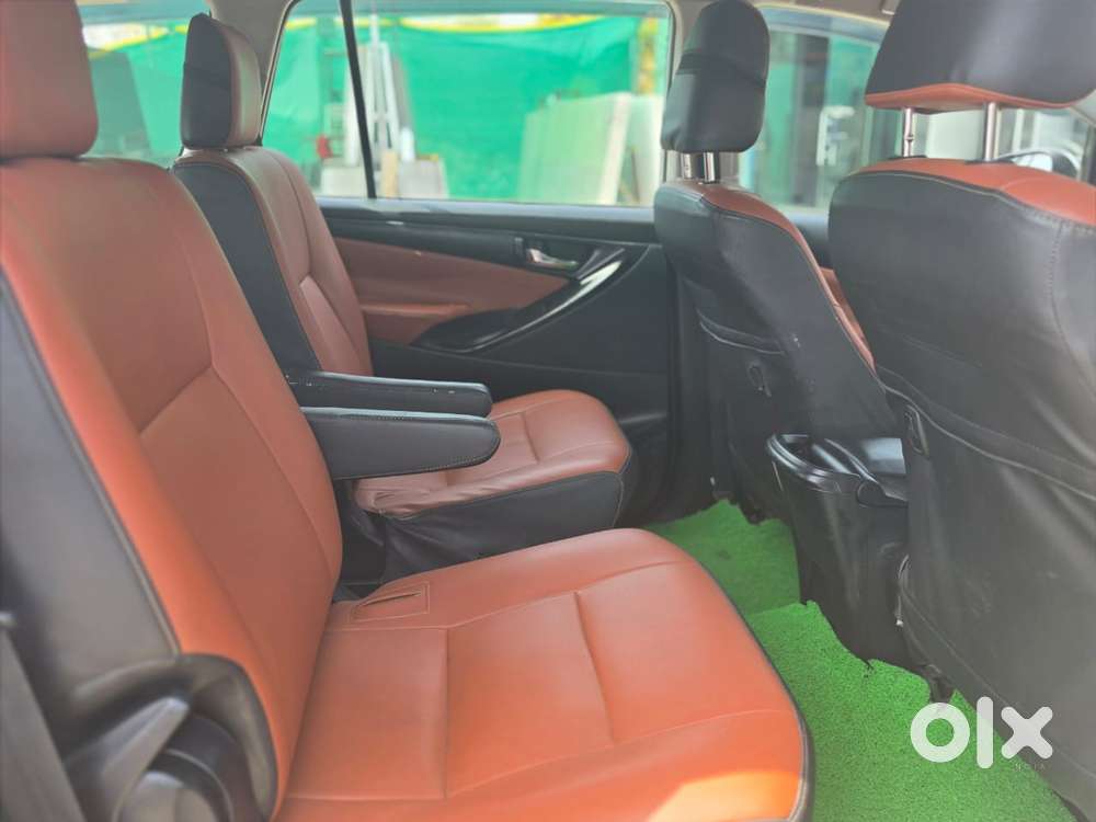 Toyota Innova Crysta 2.4 G Mt 7 Str, 2018, Diesel