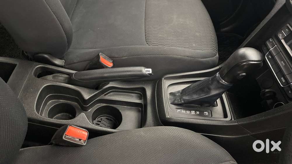 Maruti Suzuki Vitara Brezza 1.5 Vxi At, 2022, Petrol