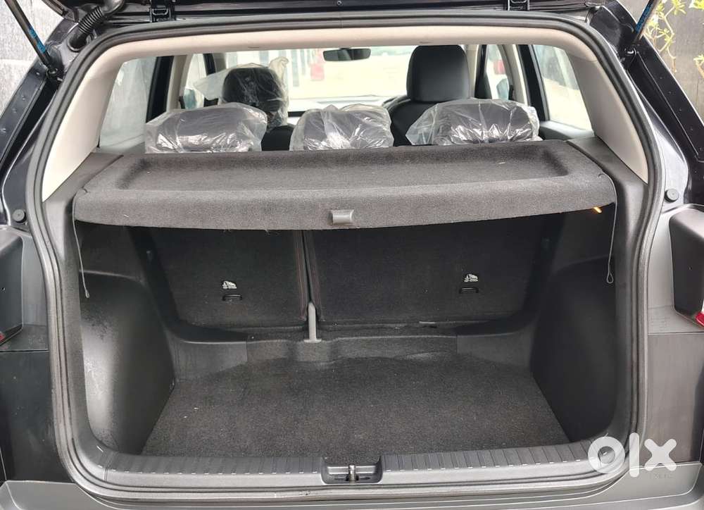 Skoda Kylaq Prestige At, 2025, Petrol