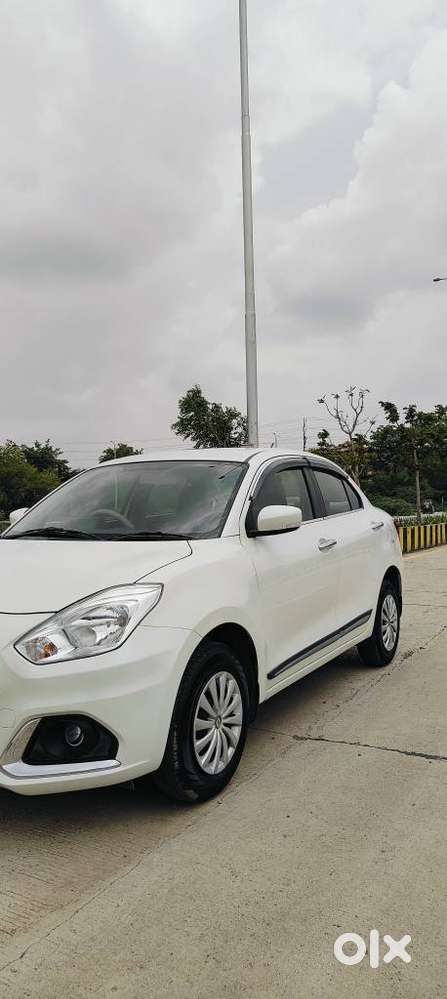 Maruti Suzuki Dzire 1.2 Vxi, 2023, Petrol