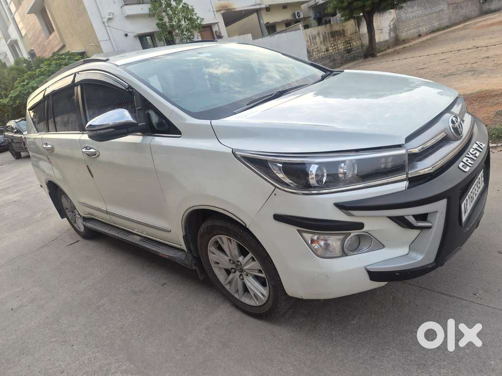 Toyota Innova Crysta 2.8z Automatic, 2018, Diesel