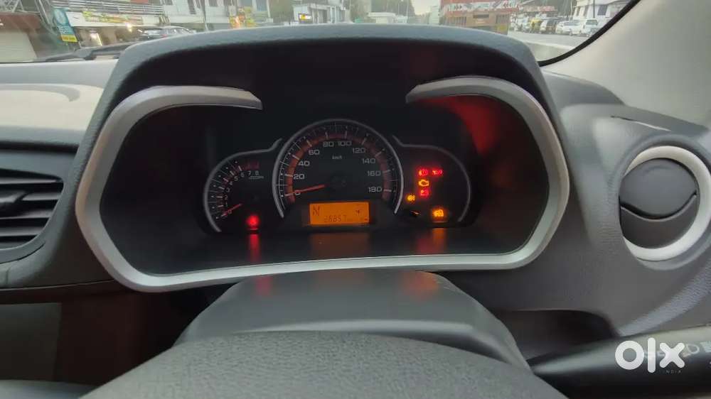 Maruti Suzuki Alto Vxi Amt 2015