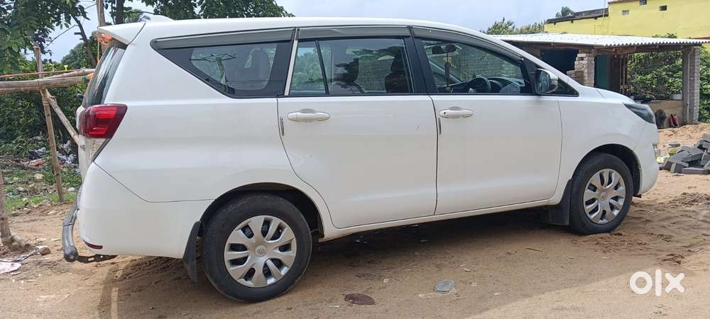 Toyota Innova Crysta 2.7 Gx At 8s, 2020, Diesel