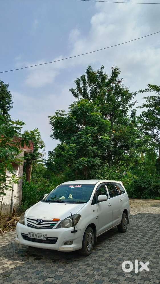 Toyota Innova Diesel 2011 Car