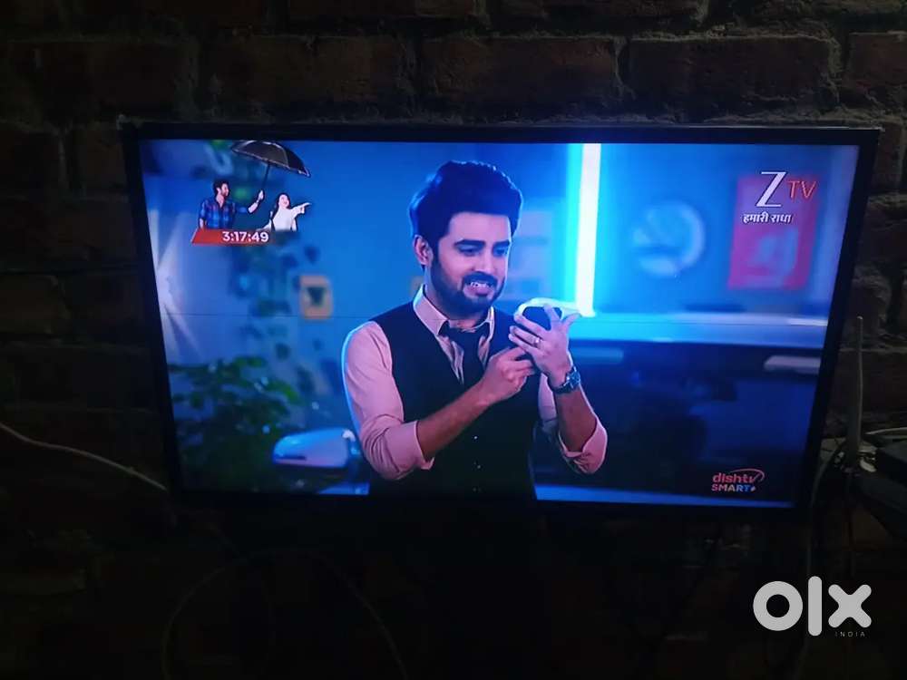 32 INCH LED TV VERY GOOD CONDITION