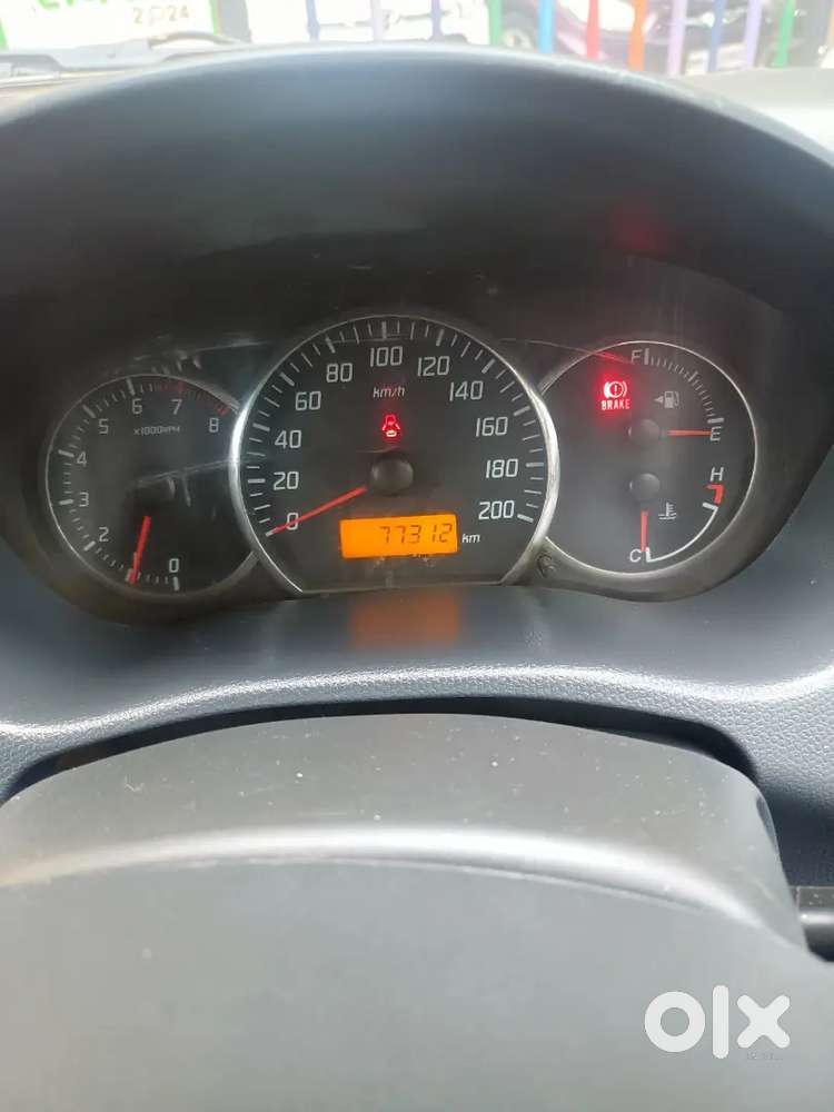 Nissan Sunny Xl Petrol 2011