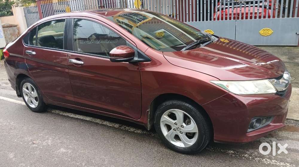 Honda City V At Sunroof I-vtec, 2016, Petrol