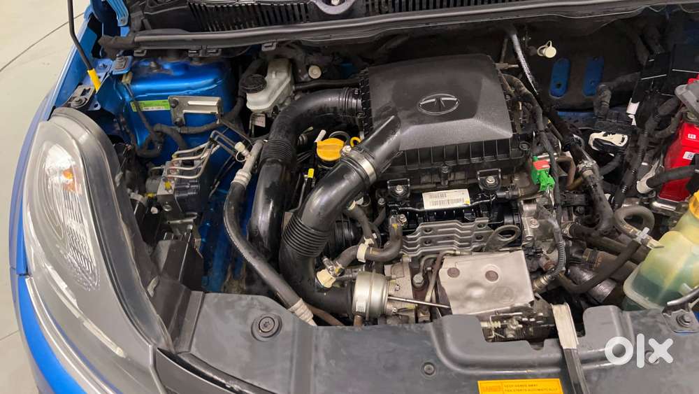 Tata Nexon 1.2 Revotron Xz Plus Dual Tone, 2018, Petrol