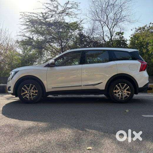 Mahindra Xuv700 2.2 Ax 7 Diesel At Str, 2024, Diesel