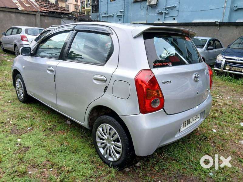 Toyota Etios Liva G, 2012, Petrol