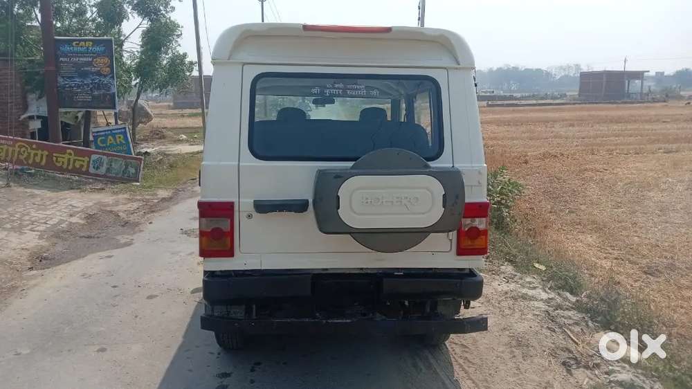 Mahindra Bolero Neo Plus 2013