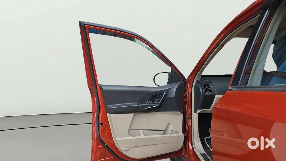 Mahindra Xuv500 W4, 2016, Diesel