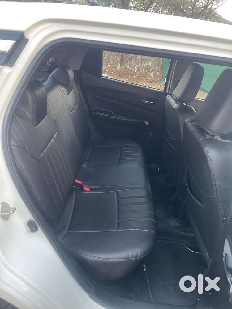 Maruti Suzuki Swift Vxi + Manual, 2022, Petrol