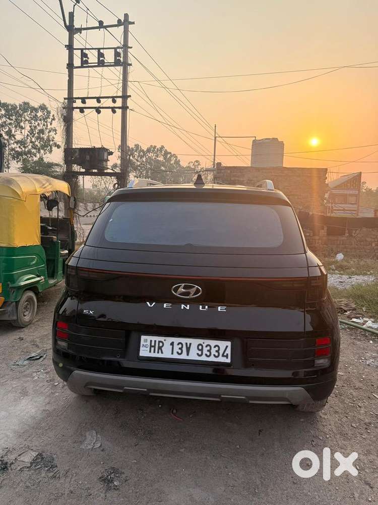 2024 Hyundai Venue Petrol Sx Mt