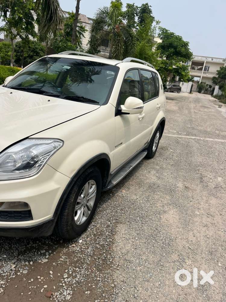 Mahindra Rexton Dieselbrand New Tyre Bumpers To Bumper All Ori Pai2013