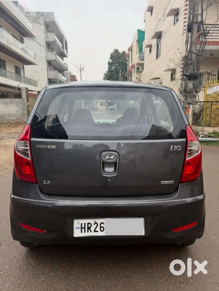 80000km Done Good Tyers Well Maintained Car Sell On Urgent Basis