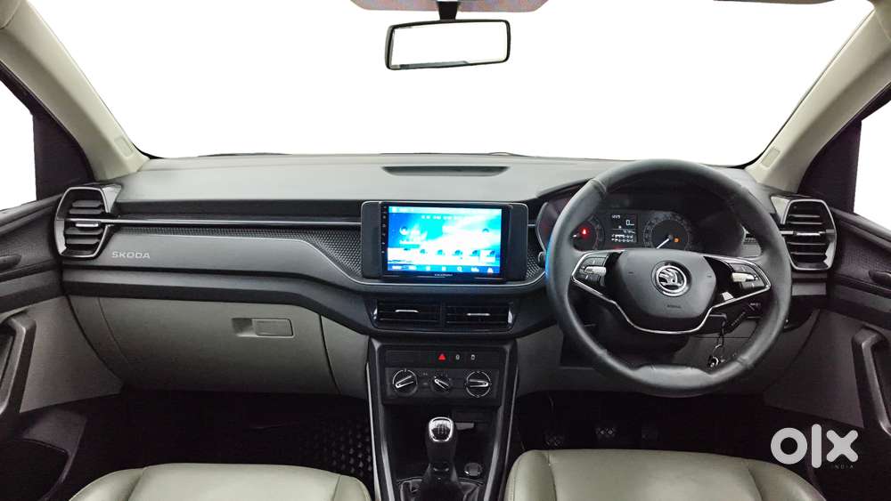 Skoda Kushaq 1.0 Tsi Active, 2022, Petrol