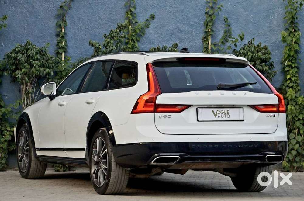 Volvo V 90 Cross Country D5, 2019, Diesel