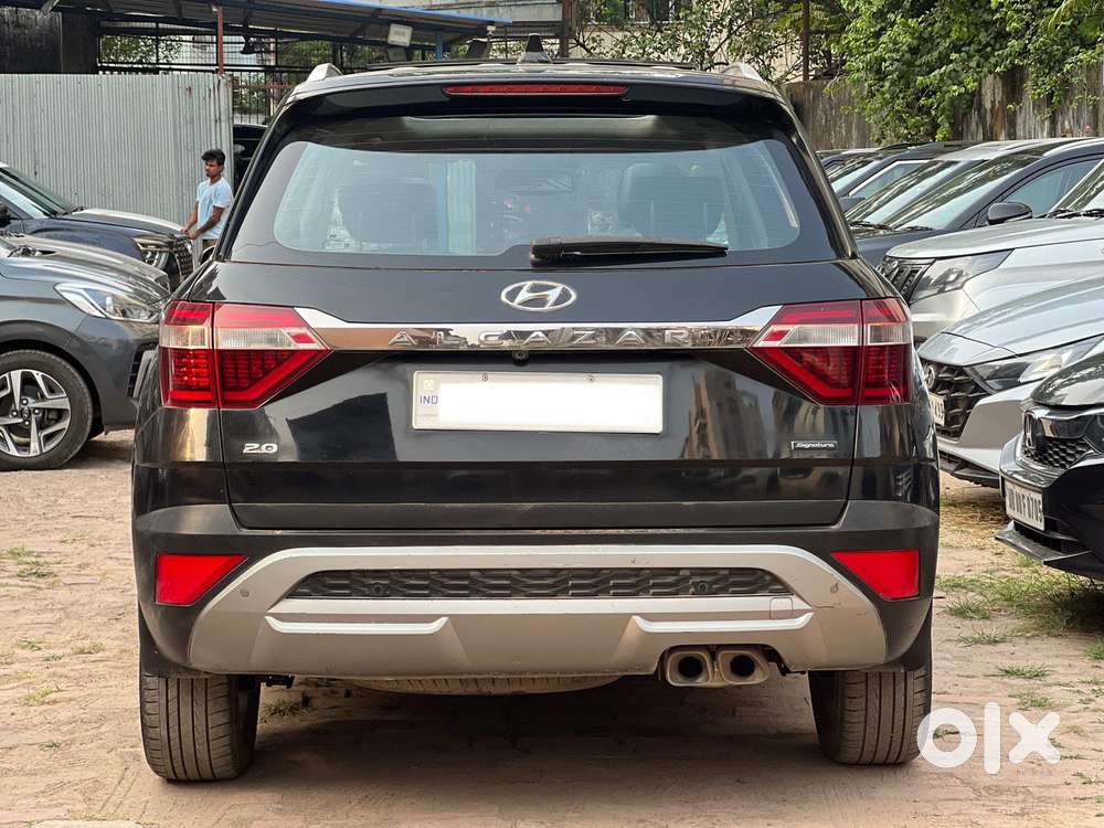 Hyundai Alcazar 2.0 Signature (o) Petrol At 6 Str Dual Tone, 2021, P..