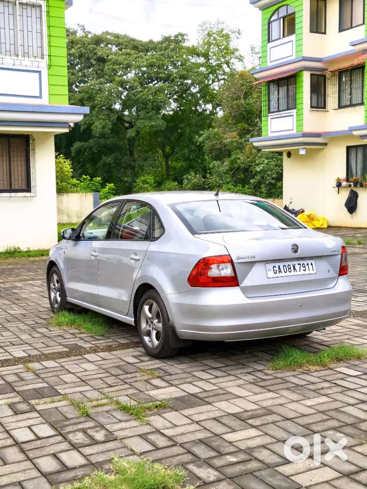 Skoda Rapid 1.6 Ambition 2014