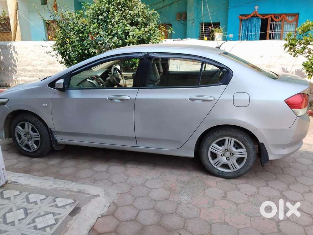 Honda Petrol Car 2009