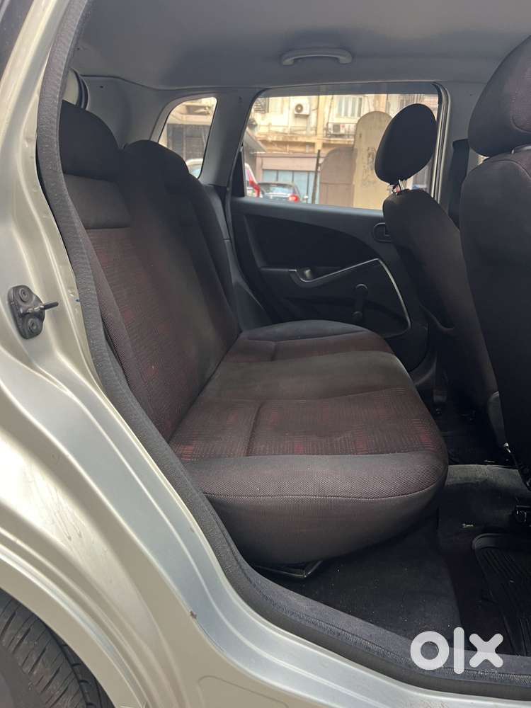 Ford Figo 2010-2012 Petrol Lxi, 2011, Petrol