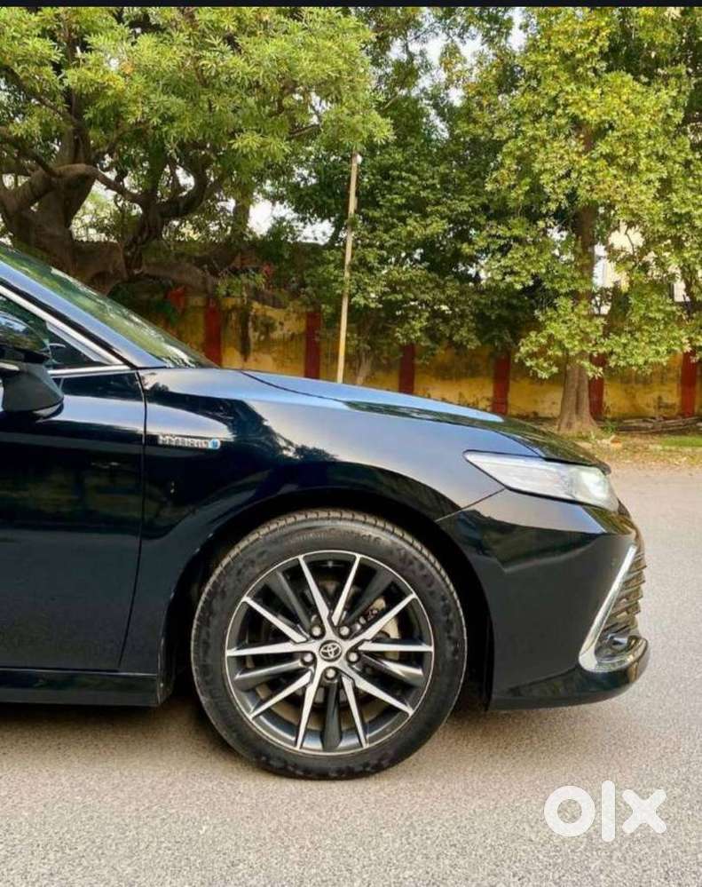 Toyota Camry Hybrid, 2022, Petrol