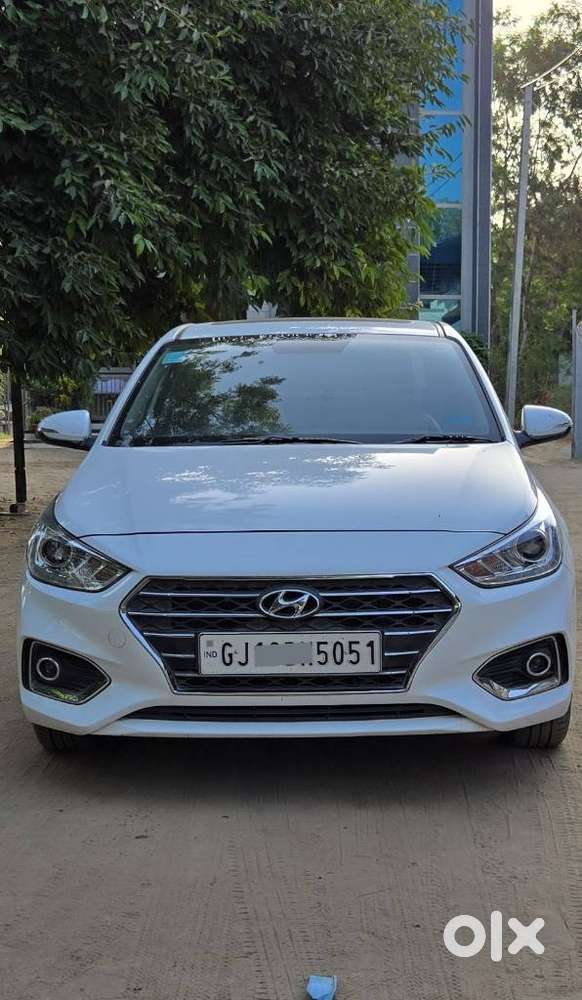 Hyundai Verna 1.6 Crdi Sx Plus At, 2017