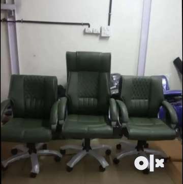 Office visitor chair discount olx