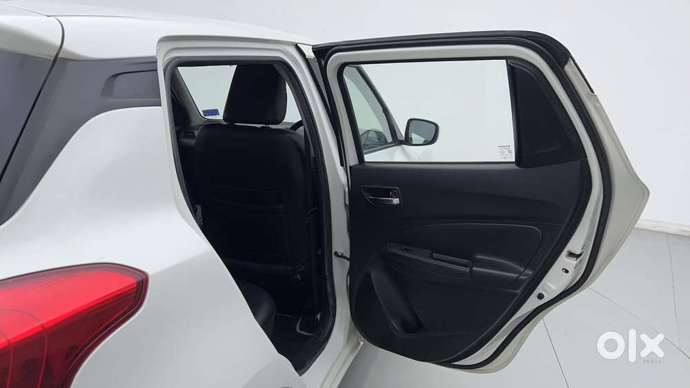Maruti Suzuki Swift Amt Zxi, 2018, Petrol