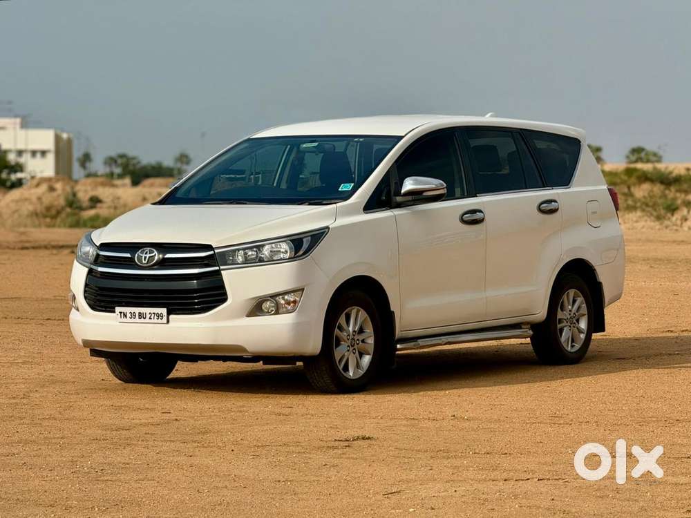 Toyota Innova Crysta 2.4 G Mt, 2016, Diesel