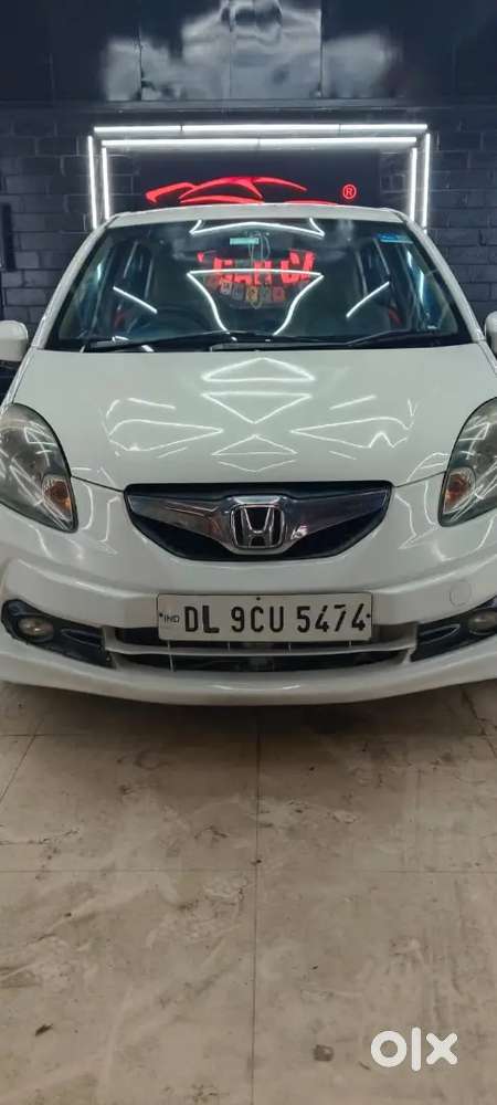 Honda Brio 1.2 E Mt  Mint Condition