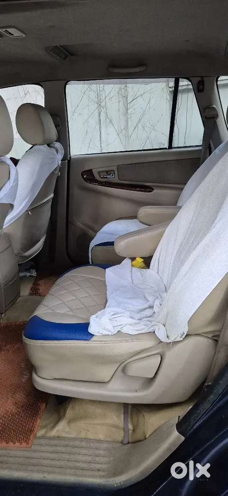 Toyota Innova 2005 Diesel 320000 Km Driven