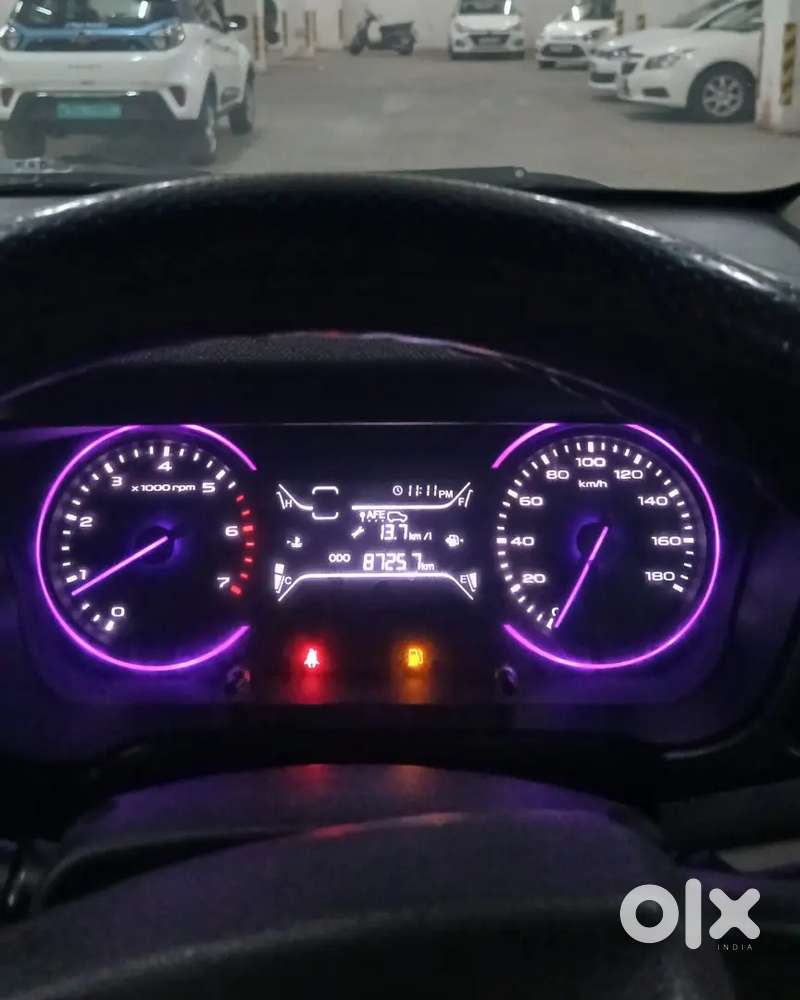 Mahindra Marazzo Diesel 2021