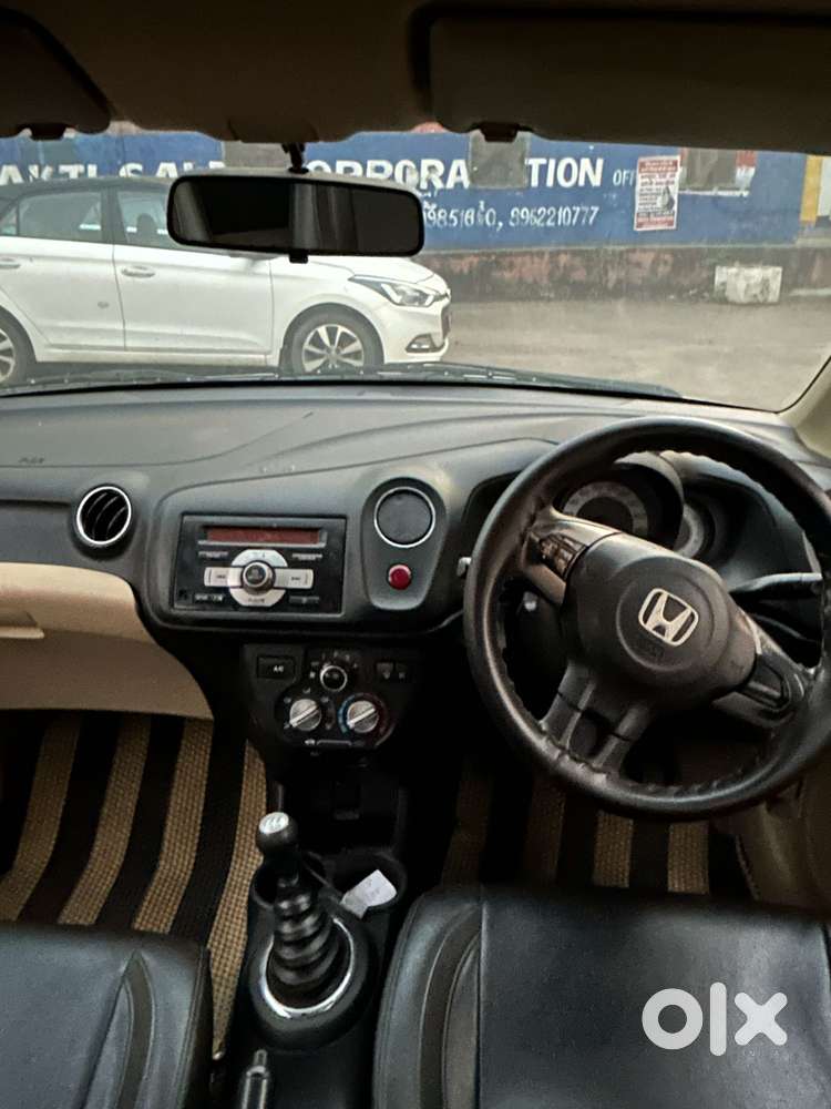 Honda Brio Vx Mt, 2014, Petrol