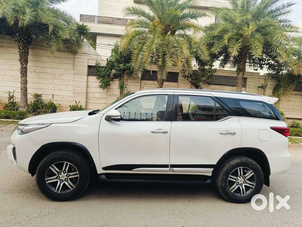 Toyota Fortuner 4x2 At 2.8 Diesel, 2017, Diesel