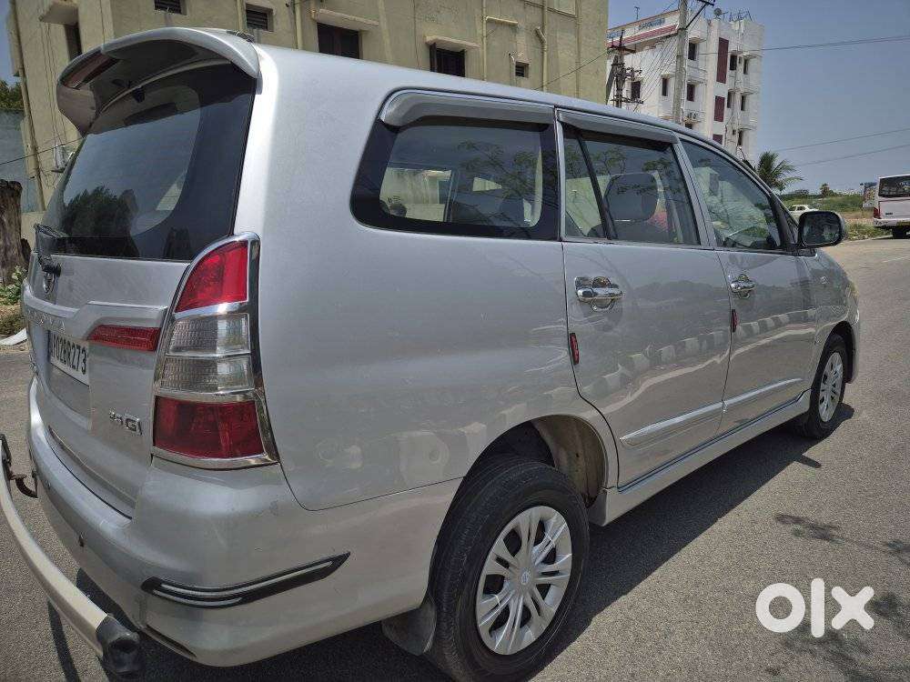 Toyota Innova 2.5 G (diesel) 8 Seater, 2014, Diesel