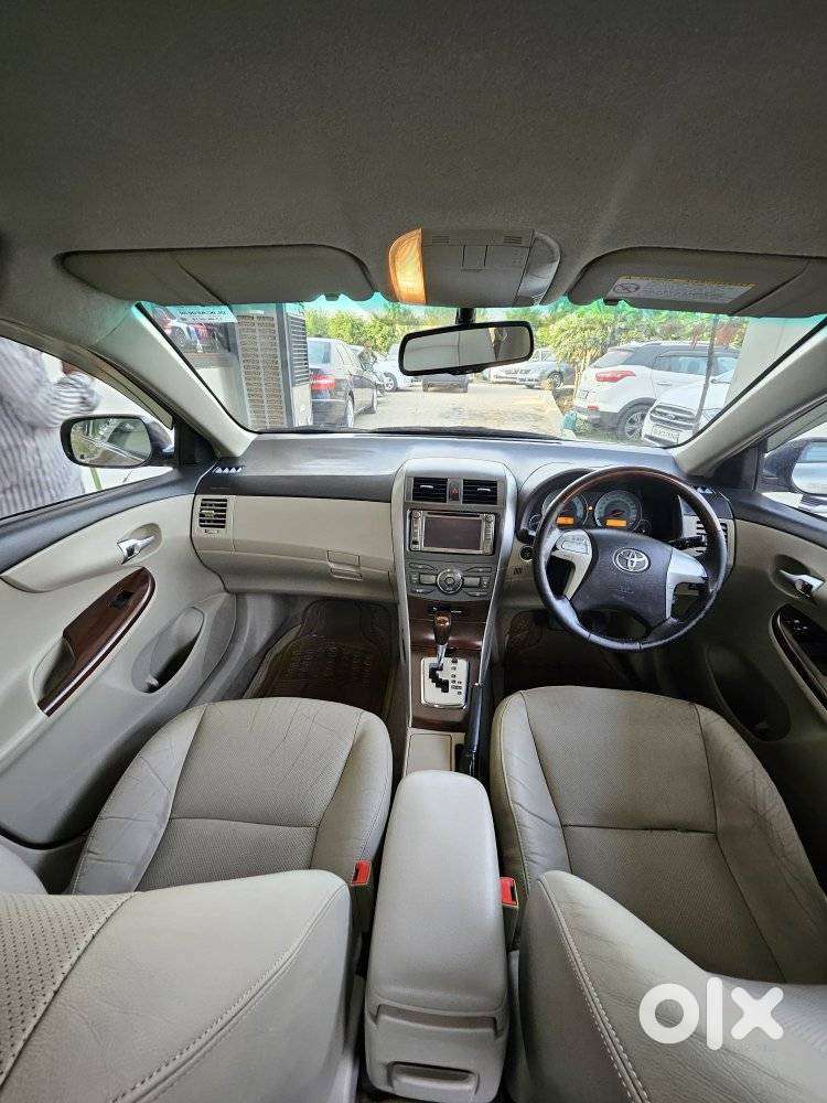 Toyota Corolla Altis [ ] 1.8 Vl At, 2012, Petrol