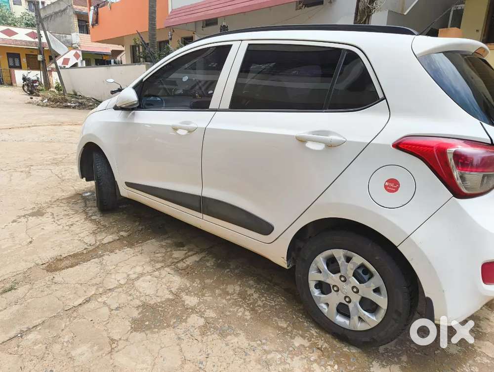 Hyundai Grand I10 Sportz 2016