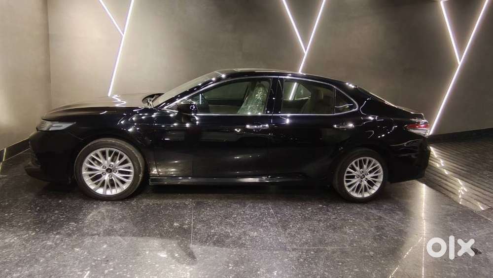 Toyota Camry Hybrid, 2019, Petrol