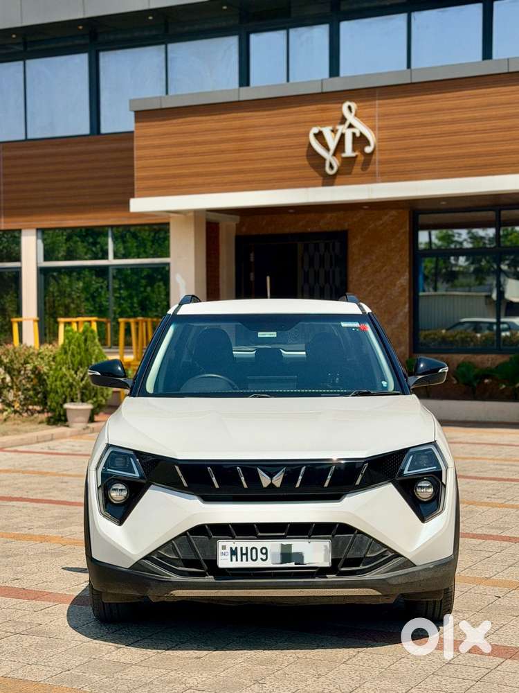 Mahindra Xuv 3xo Ax5 Ds Mt, 2024, Diesel