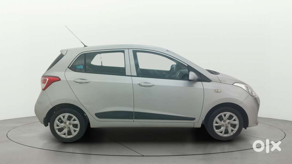 Hyundai Grand i10 Sportz 1.2 Kappa VTVT, 2017, Petrol