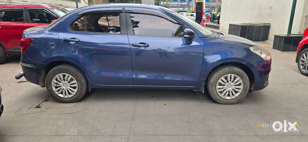 Maruti Suzuki Swift Dzire Vxi Optional, 2023, Petrol