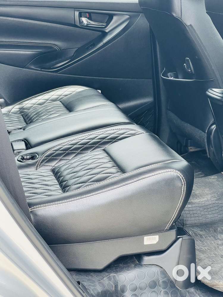 Toyota Innova Crysta [2020-ongoing] 2.4 Gx At 8 Str, 2022, Diesel